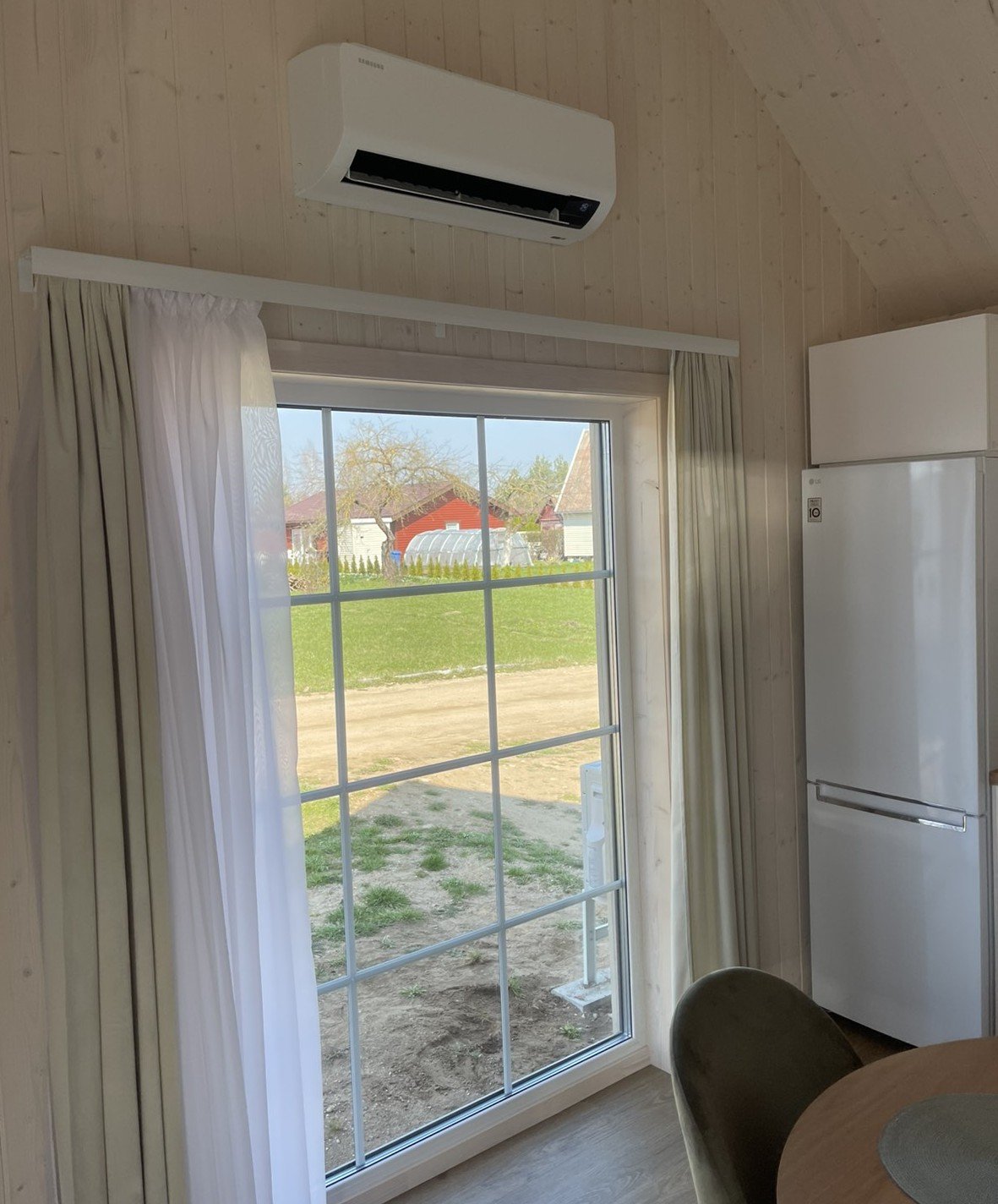 SAMSUNG SIENINIS NORDIC ESSENTIAL 2.5/3.2 kW šilumos siurblio oras oras komplektas - Image 10